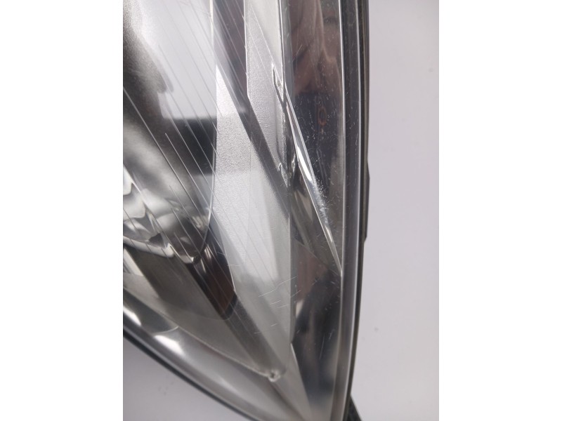 Recambio de faro izquierdo para opel insignia a (g09) 2.0 cdti (68) referencia OEM IAM 13226782  