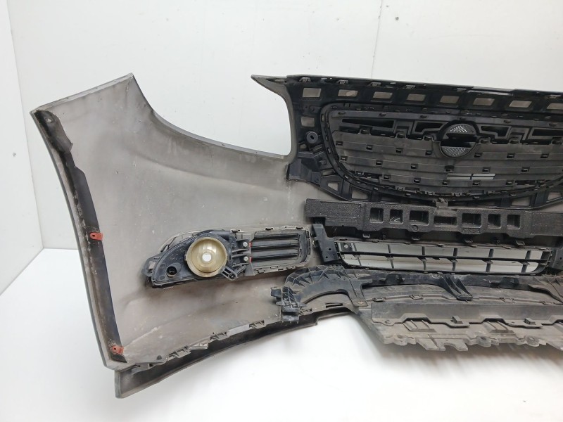 Recambio de paragolpes delantero para opel insignia a (g09) 2.0 cdti (68) referencia OEM IAM 13288286  