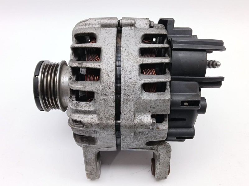 Recambio de alternador para nissan micra v (k14) 1.0 referencia OEM IAM 231005FF0A 2718653A 