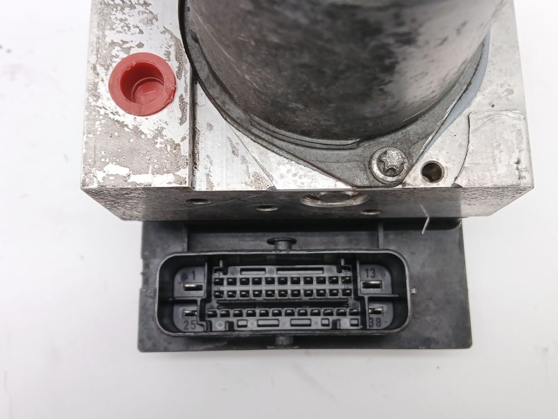 Recambio de abs para audi a5 (8t3) 3.0 tdi quattro referencia OEM IAM 8K0614517AJ 0265235192 0265950604