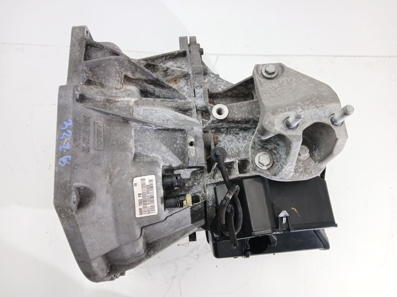 Recambio de caja cambios para ford fiesta (cb1) titanium referencia OEM IAM T6TC1  