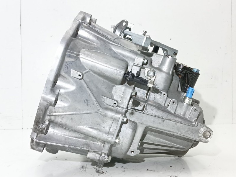 Recambio de caja cambios para nissan qashqai i (j10, nj10) 2.0 dci referencia OEM IAM 3UB0B  