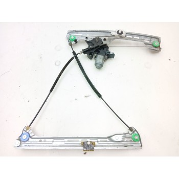 ELEVALUNAS DELANTERO DERECHO 807215959R 430106F0