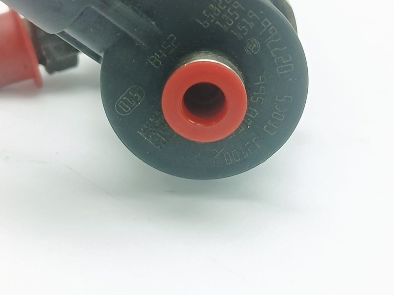 Recambio de inyector para ds ds 3 (sa_) 1.6 bluehdi 75 referencia OEM IAM 445110566  