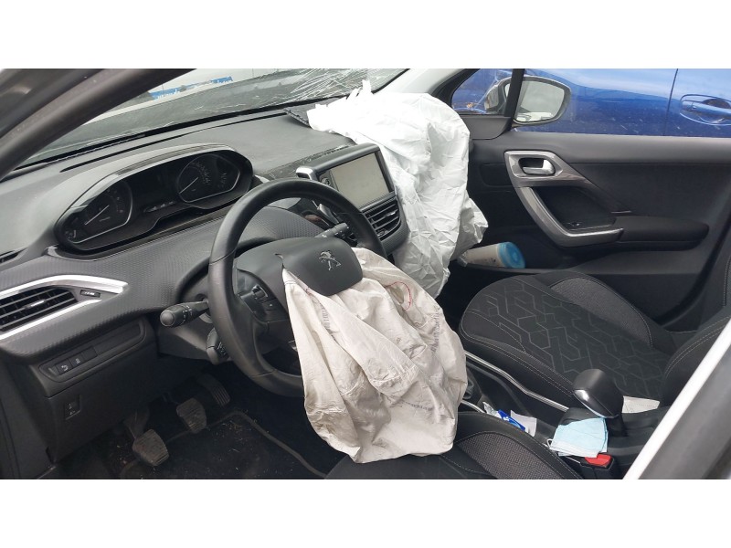 peugeot 2008 i (cu_) del año 2017