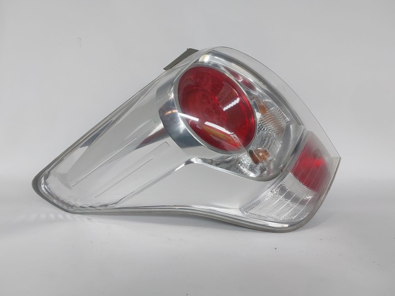 Recambio de piloto trasero izquierdo para toyota verso (_r2_) 1.6 (zgr20_) referencia OEM IAM 81560OF13000 131982040 