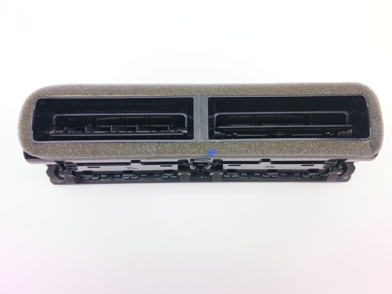 Recambio de rejilla aireadora para volkswagen taigo (cs1) 1.0 tsi referencia OEM IAM 2G0819728GQVQ  