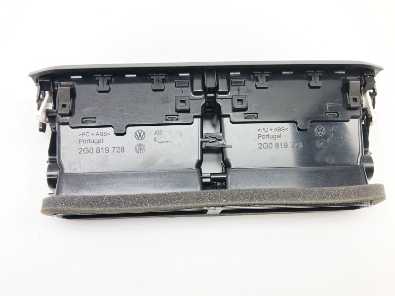 Recambio de rejilla aireadora para volkswagen taigo (cs1) 1.0 tsi referencia OEM IAM 2G0819728GQVQ  