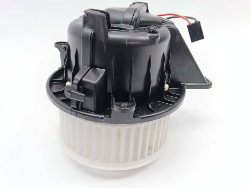 Recambio de motor calefaccion para volkswagen taigo (cs1) 1.0 tsi referencia OEM IAM FW936005  