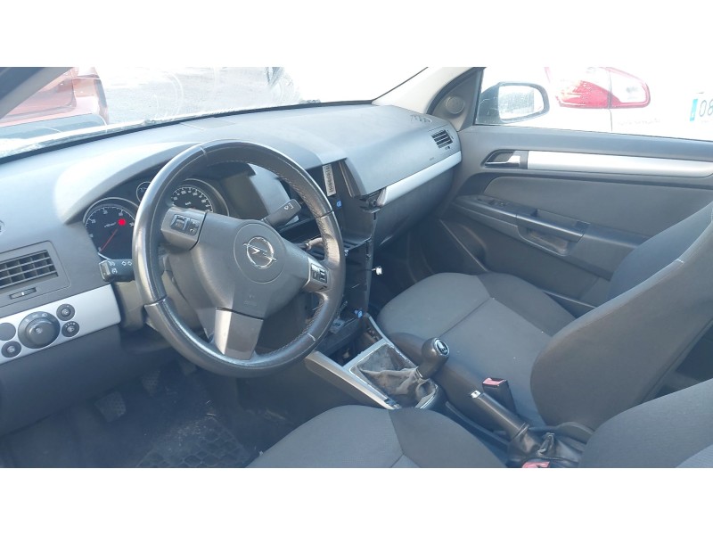 opel astra h (a04) del año 2006