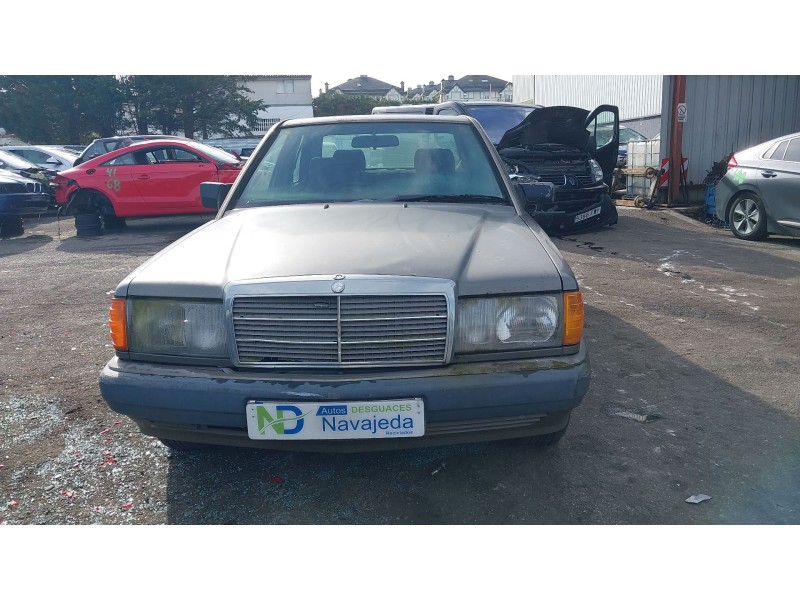 mercedes-benz 190 (w201) del año 1992