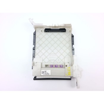 CAJA RELES / FUSIBLES 63589313 8273002P80A