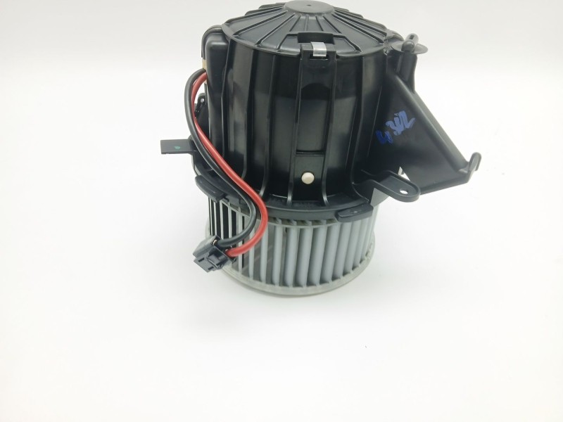 Recambio de motor calefaccion para audi a4 b8 (8k2) 2.0 tdi referencia OEM IAM 8T1820021  