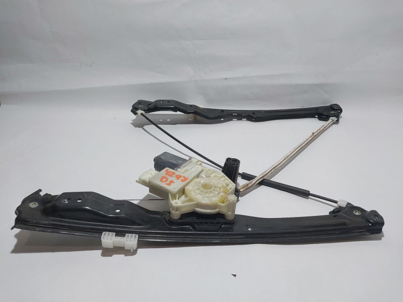 Recambio de elevalunas delantero izquierdo para peugeot 308 sw ii (lc_, lj_, lr_, lx_, l4_) 1.2 thp 110 referencia OEM IAM 98257