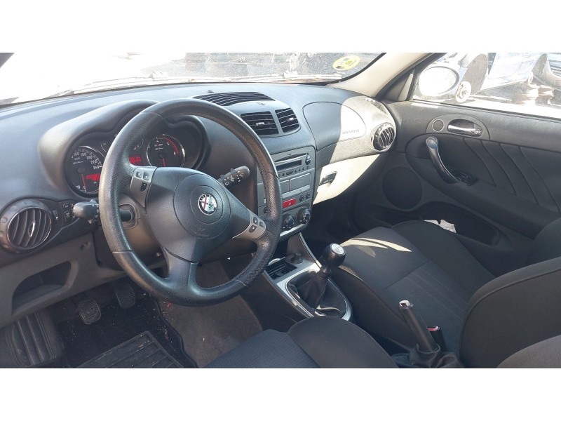 alfa romeo 147 (937_) del año 2005