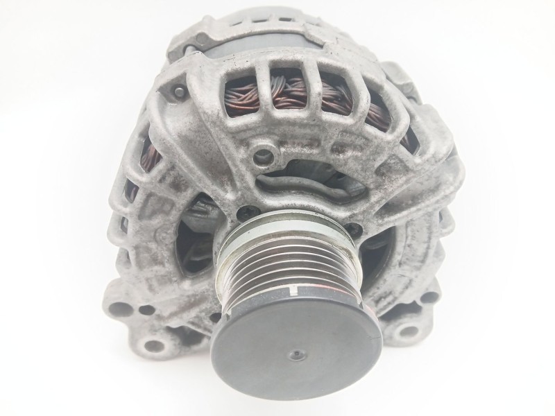 Recambio de alternador para audi a4 b8 (8k2) 2.0 tdi referencia OEM IAM 04L903017E 0125711154 