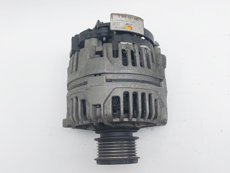 Recambio de alternador para audi a1 (8x1, 8xk) 1.6 tdi referencia OEM IAM 0986041490  
