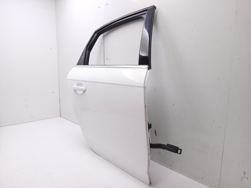 Recambio de puerta trasera izquierda para audi a4 b8 (8k2) 2.0 tdi referencia OEM IAM   