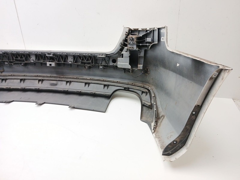 Recambio de paragolpes trasero para audi a4 b8 (8k2) 2.0 tdi referencia OEM IAM 8K5807511J  