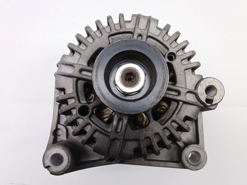 Recambio de alternador para bmw 3 (e90) 330 xd referencia OEM IAM 12318517262  