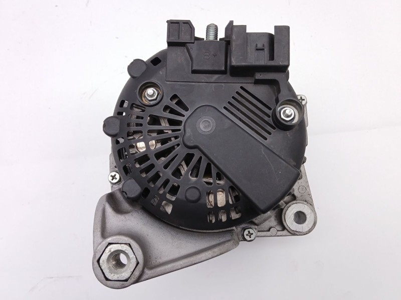 Recambio de alternador para bmw 3 (e90) 330 xd referencia OEM IAM 12318517262  