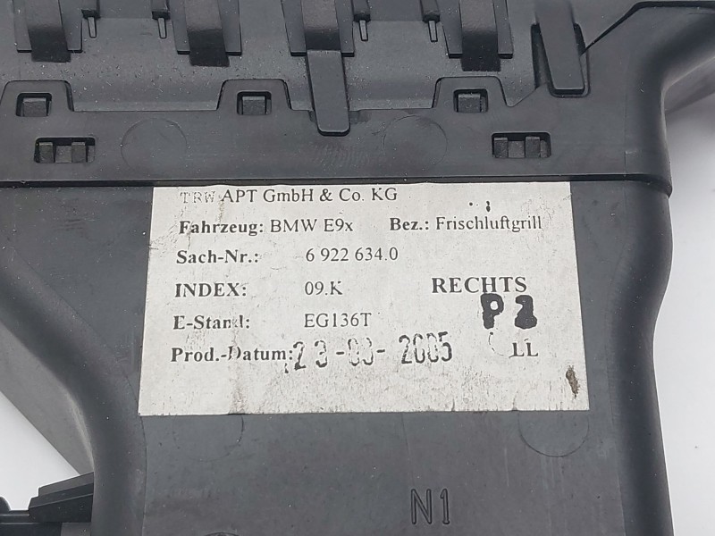 Recambio de rejilla aireadora para bmw 3 (e90) 330 xd referencia OEM IAM 69226340  