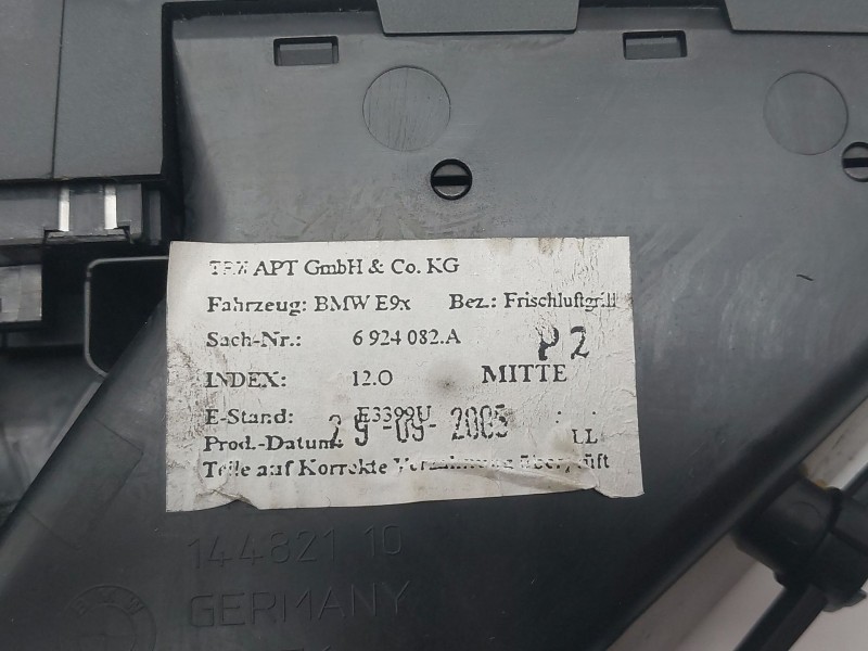 Recambio de rejilla aireadora para bmw 3 (e90) 330 xd referencia OEM IAM 6924082A  
