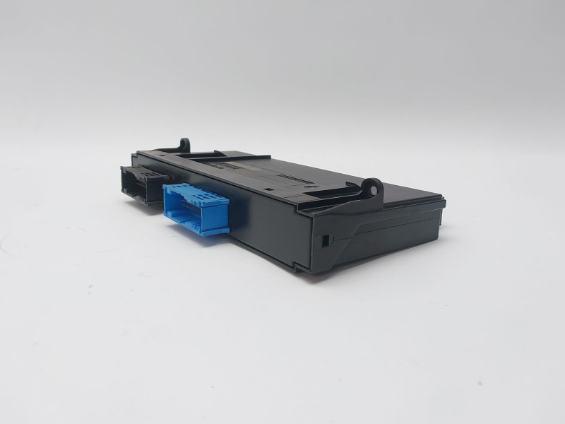 Recambio de modulo electronico para bmw 3 (e90) 330 xd referencia OEM IAM 10681810  
