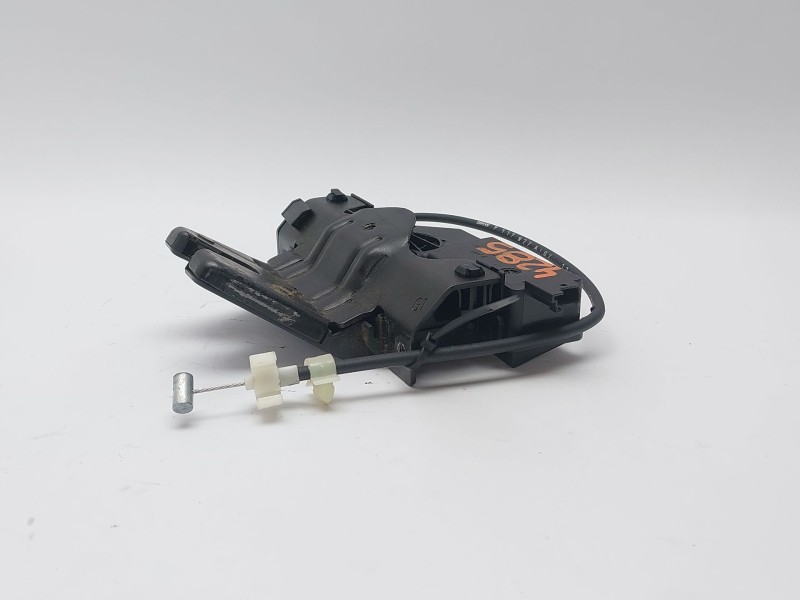 Recambio de cerradura maletero / porton para bmw 3 (e90) 330 xd referencia OEM IAM 8196401  