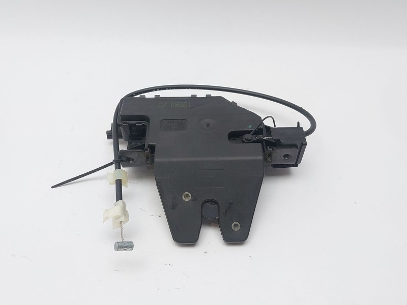 Recambio de cerradura maletero / porton para bmw 3 (e90) 330 xd referencia OEM IAM 8196401  