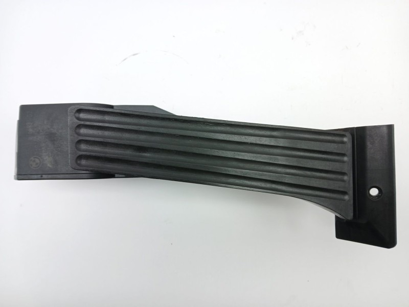 Recambio de potenciometro pedal para bmw 3 (e90) 330 xd referencia OEM IAM 3542676693102 676693102 25916010