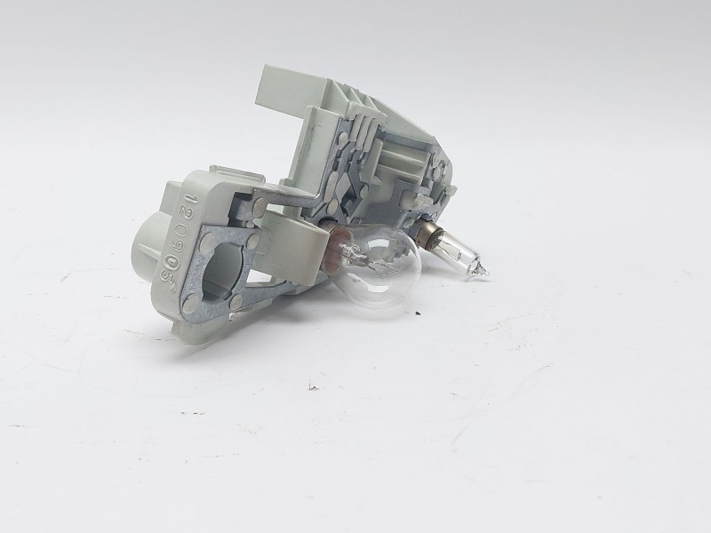 Recambio de portalamparas para bmw 3 (e90) 330 xd referencia OEM IAM 27649010  