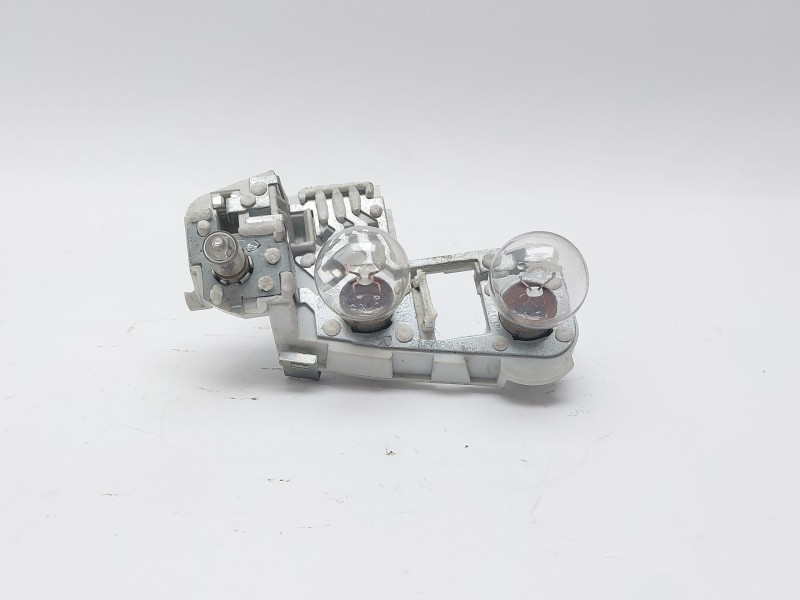 Recambio de portalamparas para bmw 3 (e90) 330 xd referencia OEM IAM 27648010  