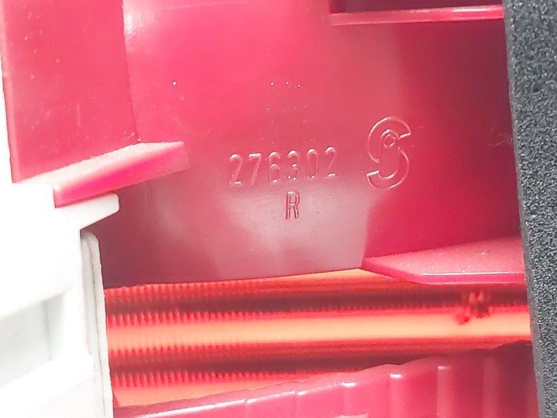 Recambio de piloto trasero derecho para bmw 3 (e90) 330 xd referencia OEM IAM 276302  