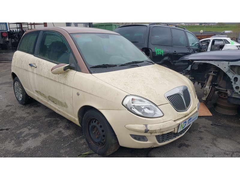 lancia ypsilon (843_) del año 2003