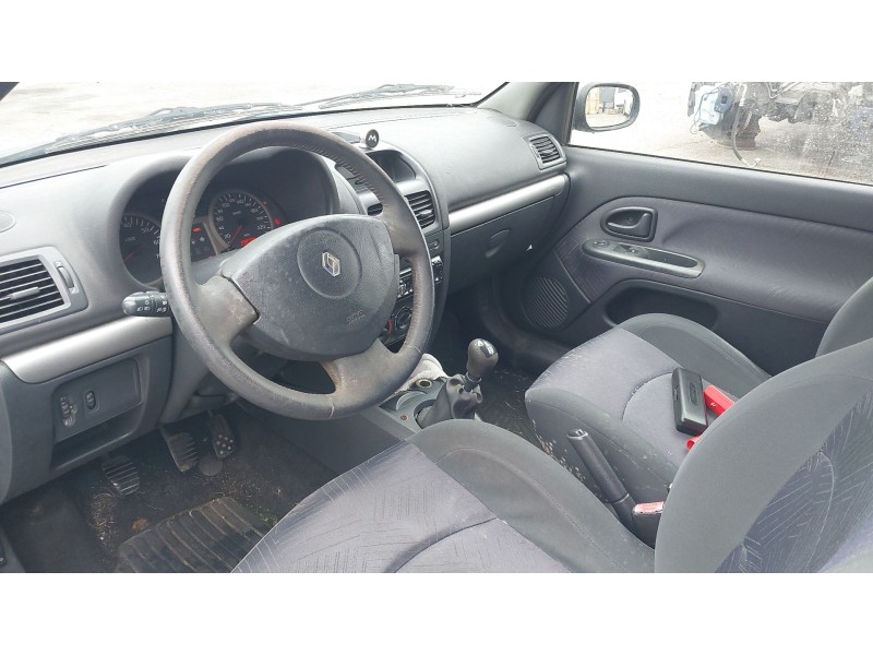 renault clio ii (bb_, cb_) del año 2002