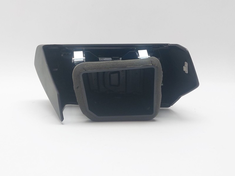 Recambio de rejilla aireadora para audi a3 sportback (8ya, 8yf) 35 tdi referencia OEM IAM 8Y1820901A  