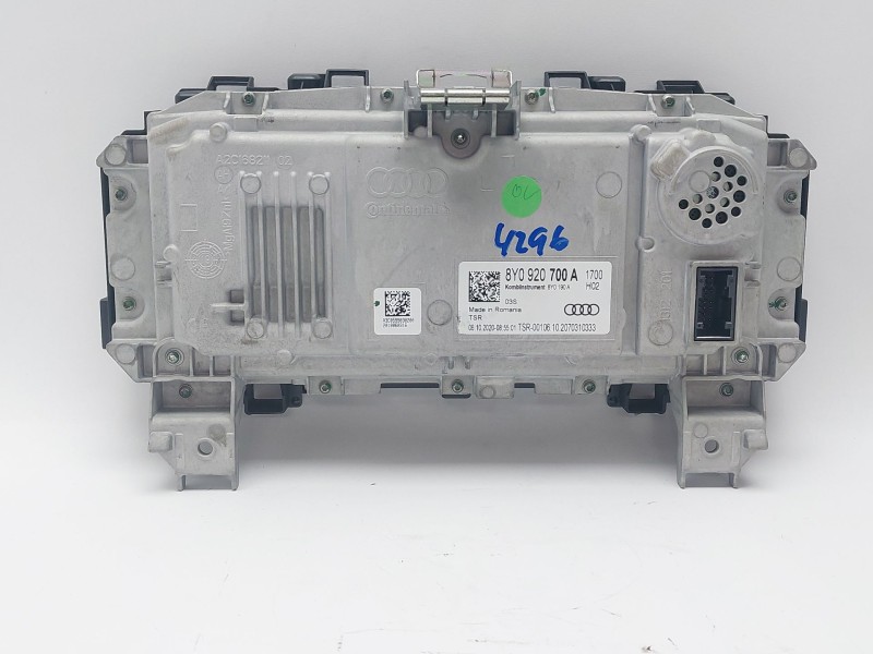 Recambio de cuadro instrumentos para audi a3 sportback (8ya, 8yf) 35 tdi referencia OEM IAM 8Y0920700A  