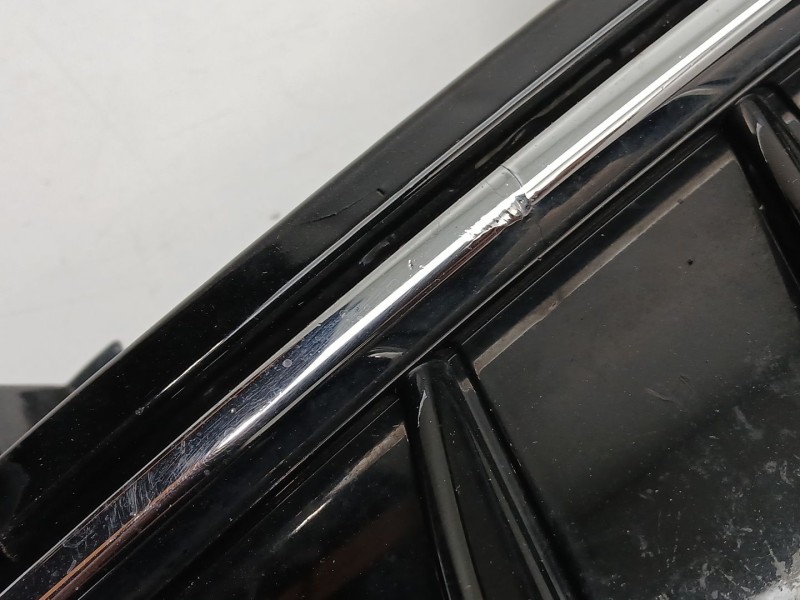 Recambio de rejilla delantera para audi a4 b8 (8k2) 2.0 tdi referencia OEM IAM 8K0853651E 8K0853651F 