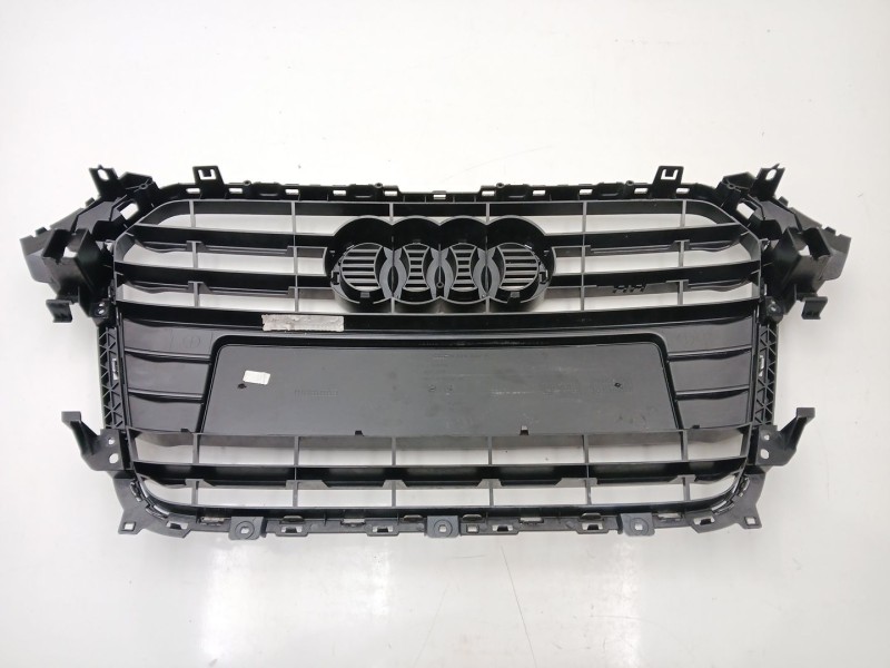 Recambio de rejilla delantera para audi a4 b8 (8k2) 2.0 tdi referencia OEM IAM 8K0853651E 8K0853651F 
