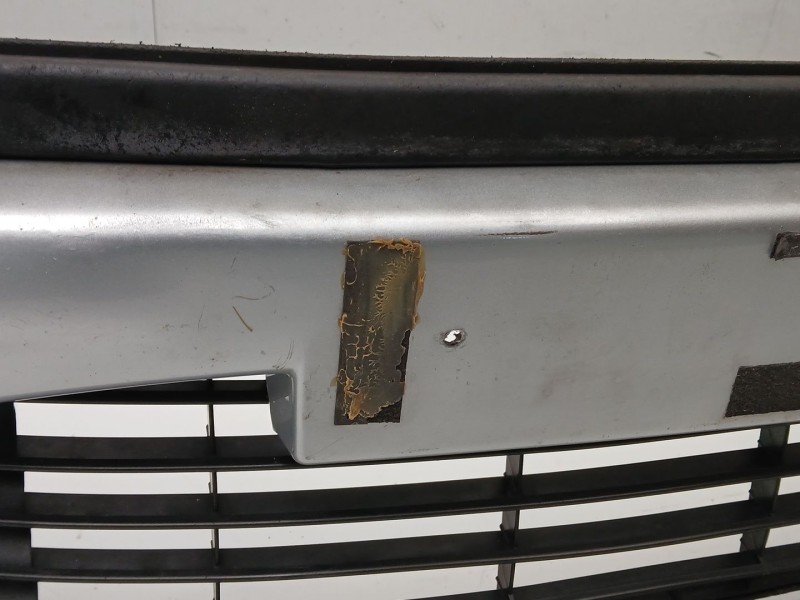 Recambio de paragolpes delantero para peugeot 206 cc (2d) 2.0 s16 referencia OEM IAM 9630684077  