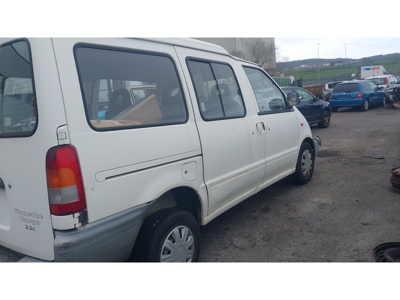 nissan serena (c23) del año 1999
