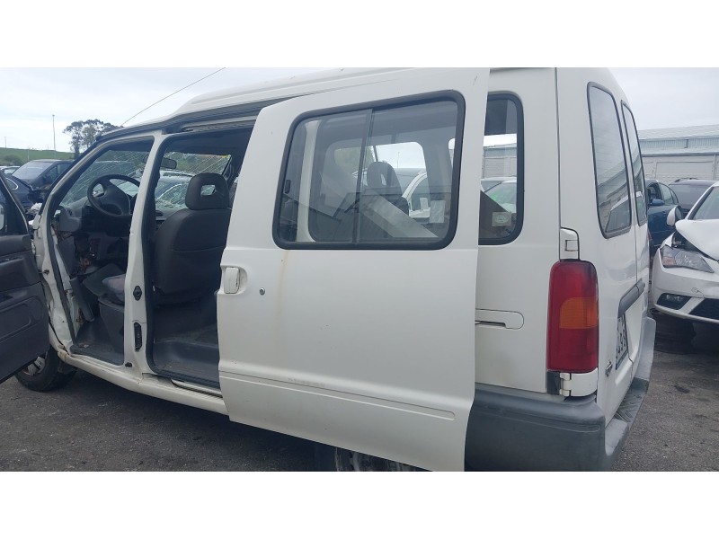 nissan serena (c23) del año 1999