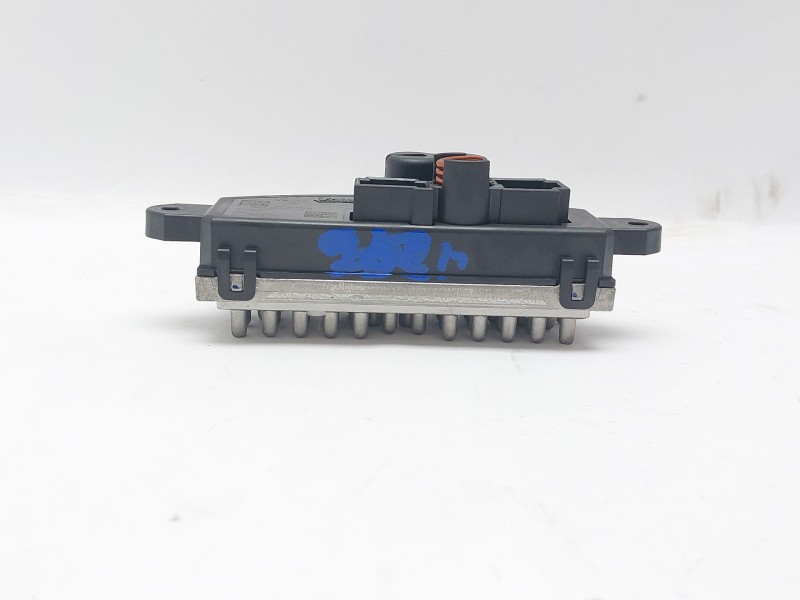 Recambio de resistencia calefaccion para audi a3 sportback (8ya, 8yf) 35 tdi referencia OEM IAM 5WA907521  