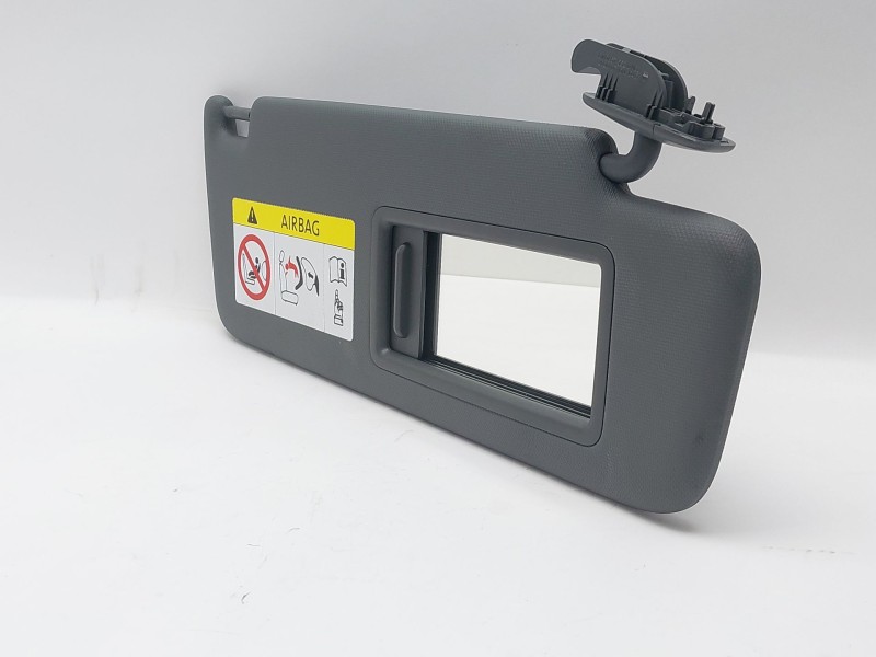 Recambio de parasol derecho para audi a3 sportback (8ya, 8yf) 35 tdi referencia OEM IAM 8W0857552  