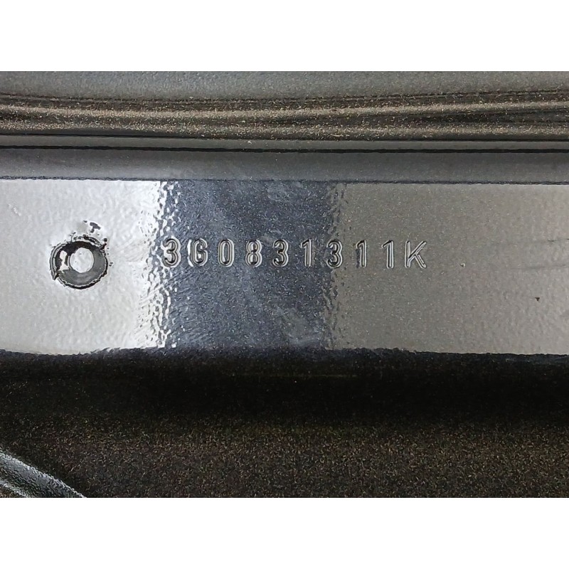 Recambio de puerta delantera izquierda para volkswagen passat b8 variant (3g5, cb5) 2.0 tdi 4motion referencia OEM IAM 3G0831311