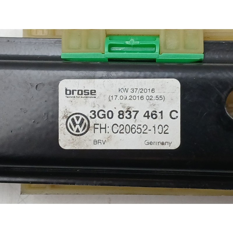 Recambio de elevalunas delantero izquierdo para volkswagen passat b8 variant (3g5, cb5) 2.0 tdi 4motion referencia OEM IAM 3G083