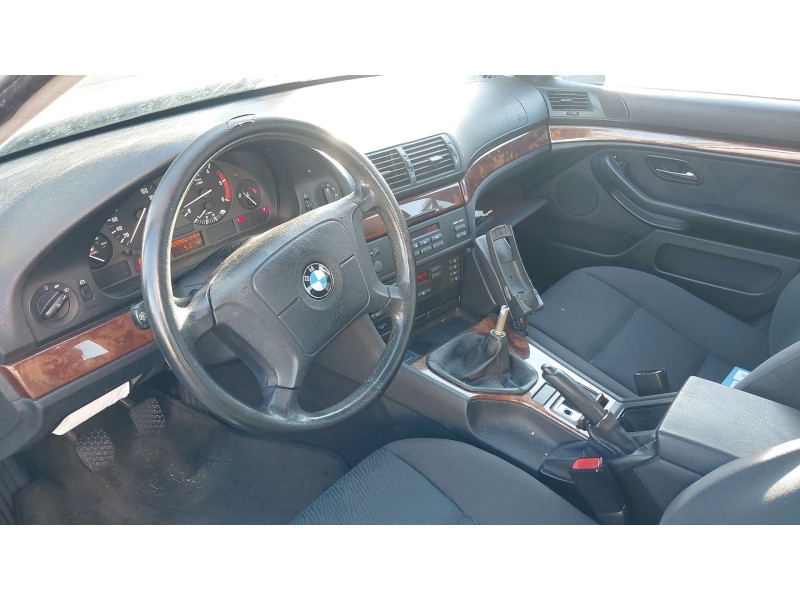 bmw 5 (e39) del año 1999