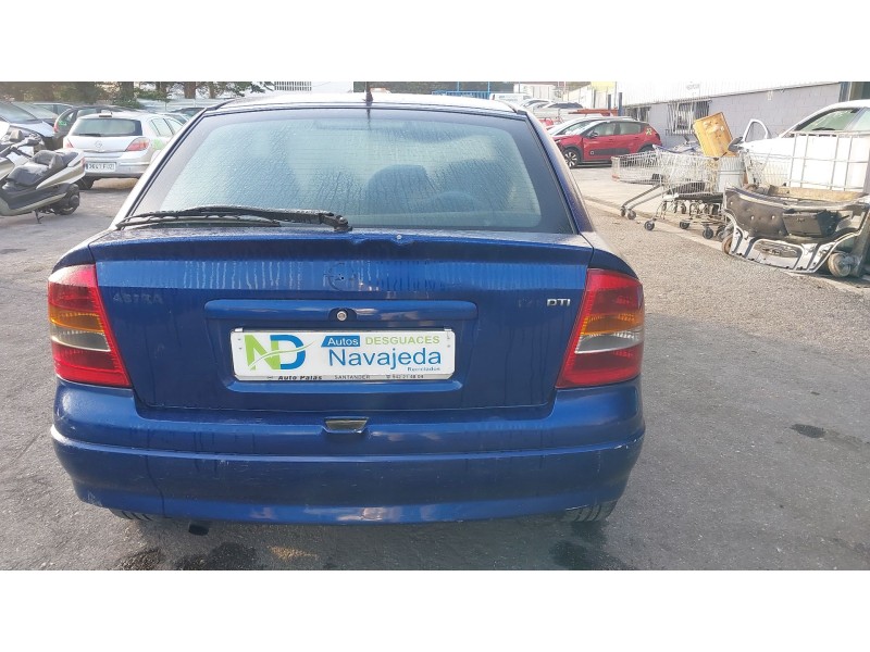 opel astra g hatchback (t98) del año 2004