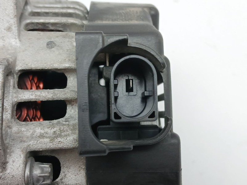 Recambio de alternador para hyundai bayon (bc3) 1.2 mpi referencia OEM IAM 3730007500  